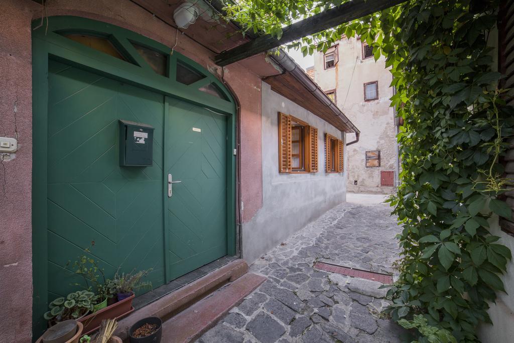 Gornji Grad Apartman Apartment Загреб Екстериор снимка
